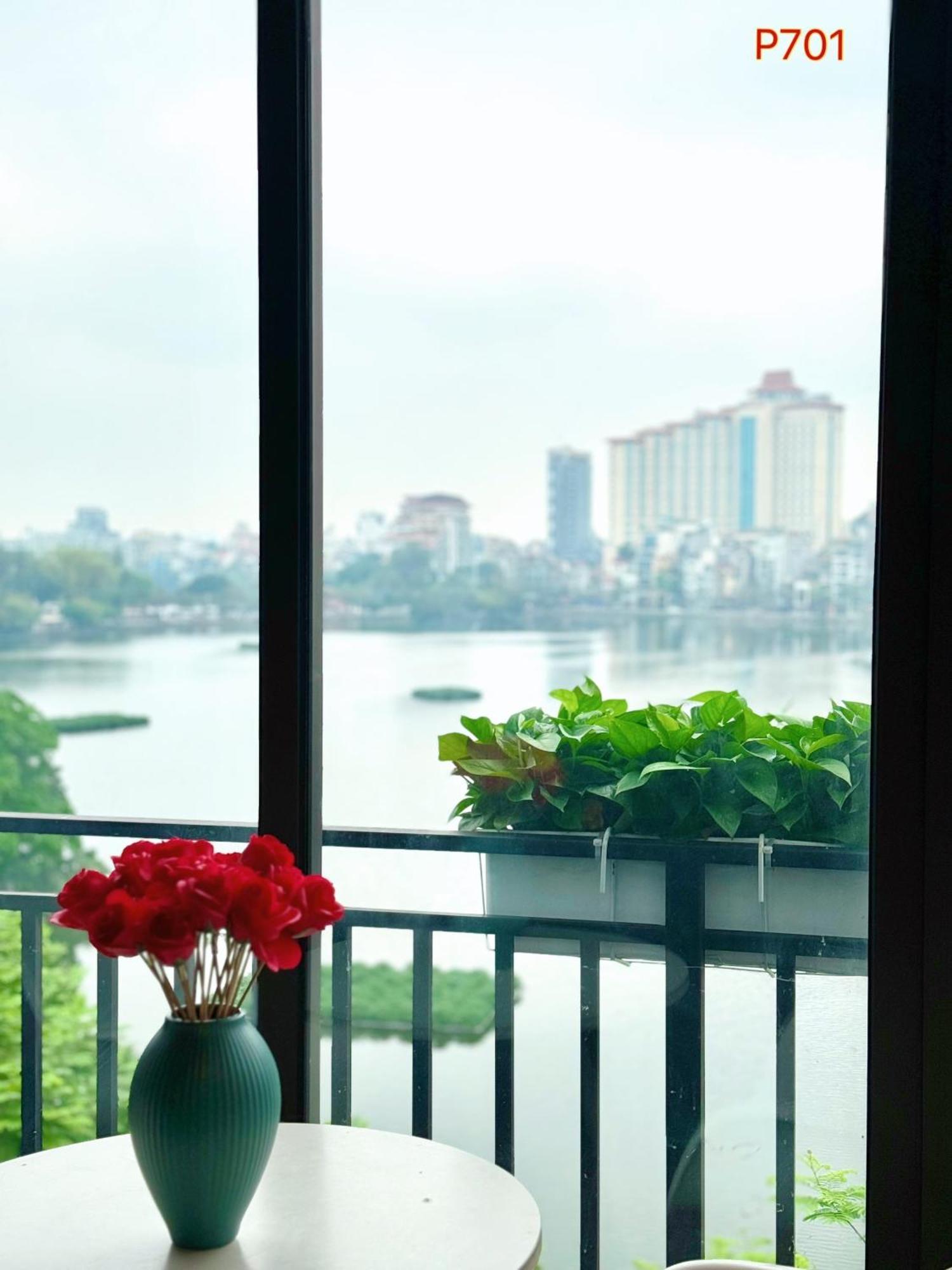 Windy Lakeview Studio Ha Noi Hanoi Buitenkant foto
